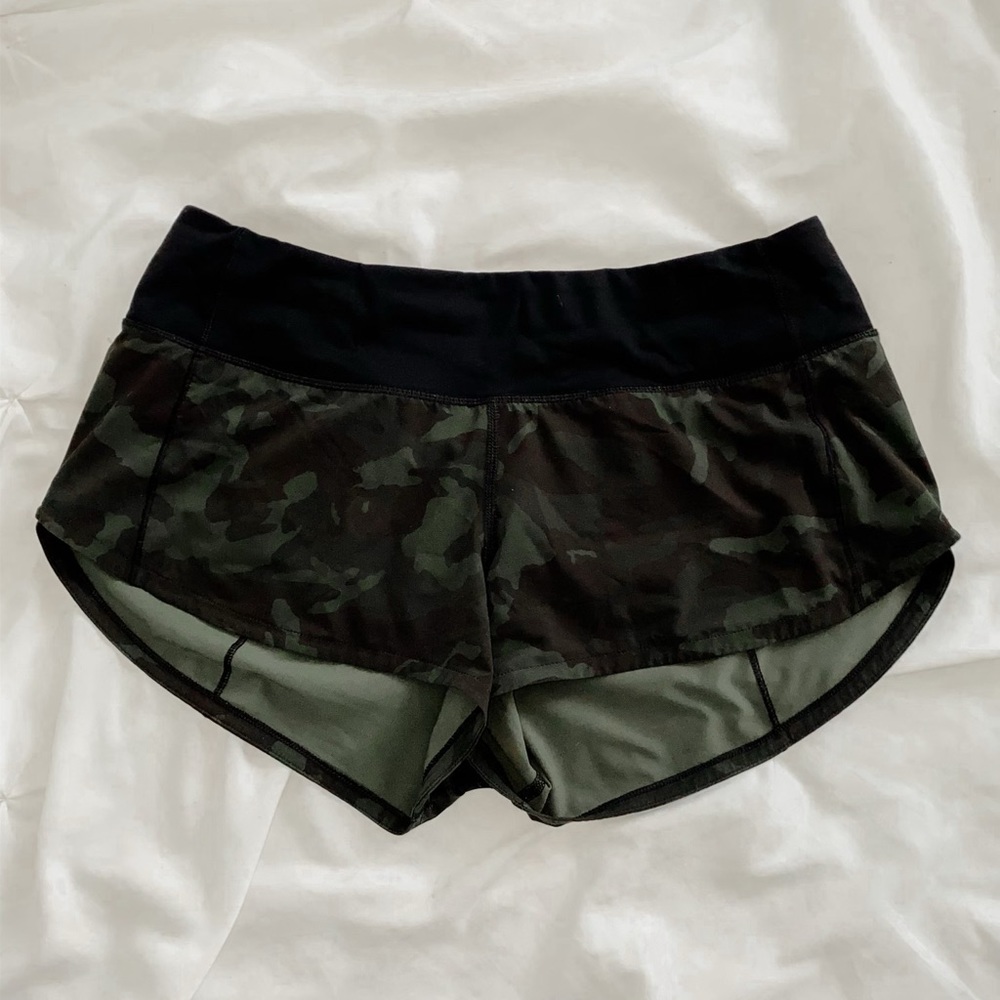 LuLuLemon 2.5 in. Shorts